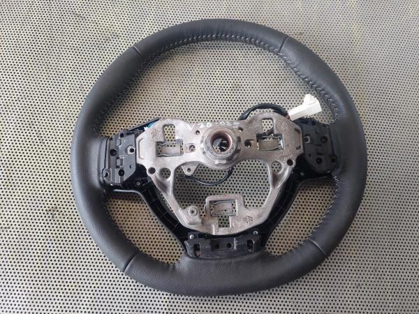 Volante de dirección TOYOTA Yaris (_P15_) Imagem-6
