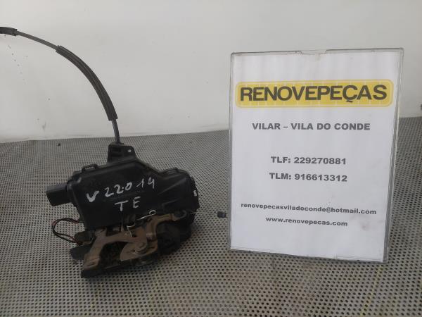 Fechadura / fecho porta trás esquerdo SKODA Octavia I Hatchback (1U2)