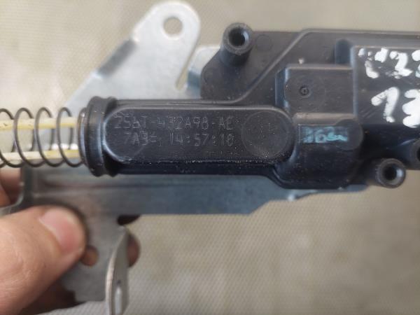 Motor Fecho Mala FORD Fusion (JU_) Imagem-2