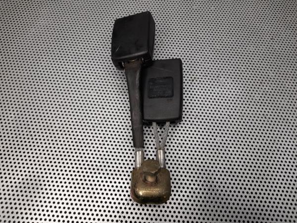 Hebilla de cinturón trasero izquierdo AUDI A4 Avant (8E5, B6) Imagem-4