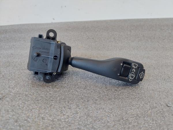 Conjunto / manetes de luzes e limpa vidros BMW 5 (E39)