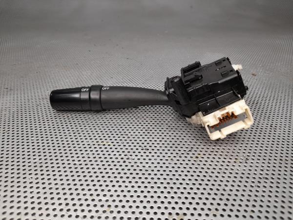 Conjunto / manetes de luzes e limpa vidros TOYOTA Avensis Liftback (_T25_) Imagem-1