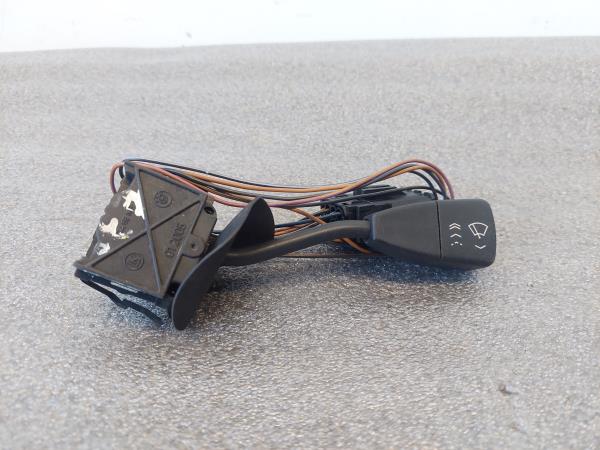 Conjunto / manetes de luzes e limpa vidros BMW 3 (E30)