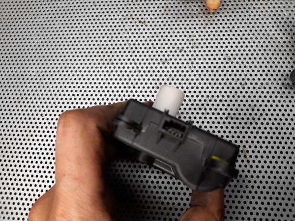 Motor del compuerta de la calefacción NISSAN Qashqai/Qashqai+2 I (J10, JJ10) Imagem-4