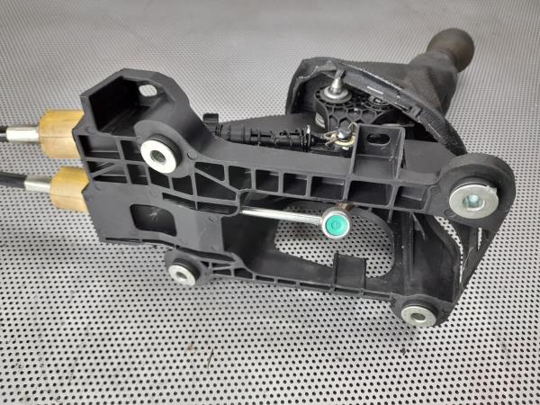 Seletor caixa velocidades TOYOTA Yaris (_P9_) Imagem-6