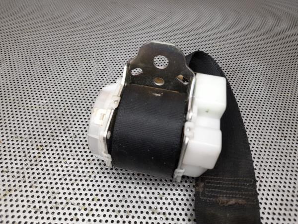 Left rear seatbelt TOYOTA Yaris (_P9_) Imagem-2