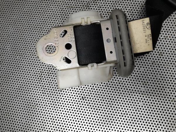 Right rear seatbelt TOYOTA Yaris (_P9_) Imagem-4