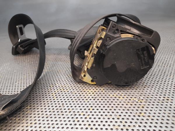 Right rear seatbelt AUDI A4 (8D2, B5) Imagem-1