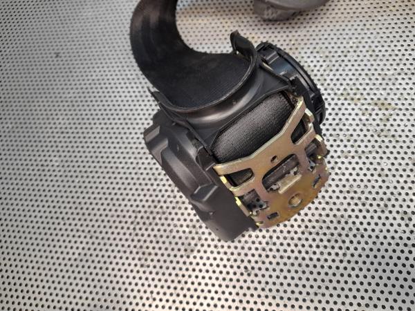 Left rear seatbelt AUDI A4 (8D2, B5) Imagem-4