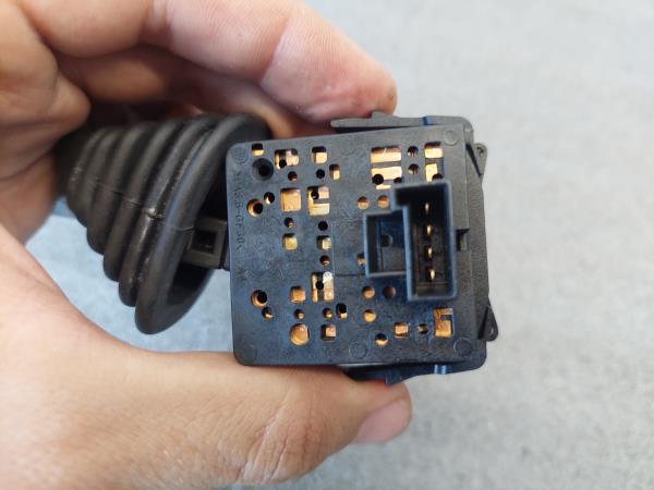 Conjunto / manetes de luzes e limpa vidros OPEL Corsa C Imagem-2