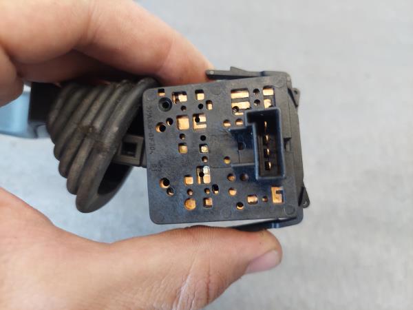 Conjunto / manetes de luzes e limpa vidros OPEL Corsa C Imagem-2