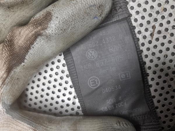 Left rear seatbelt VOLKSWAGEN Golf V (1K1) Imagem-6