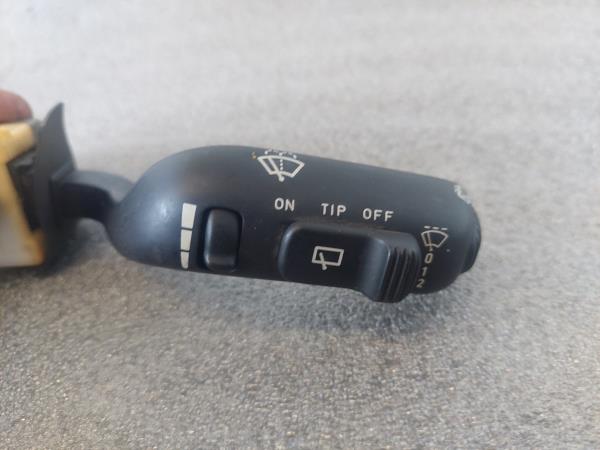 Conjunto / manetes de luzes e limpa vidros SAAB 9-5 Sedan (YS3E) Imagem-1