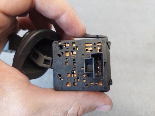 Conjunto / manetes de luzes e limpa vidros OPEL Corsa C Imagem-2