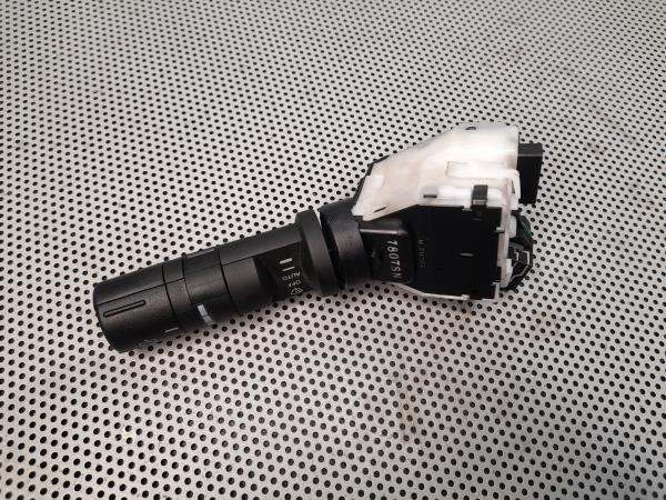 Conjunto / manetes de luzes e limpa vidros NISSAN Qashqai/Qashqai+2 I (J10, JJ10) Imagem-4