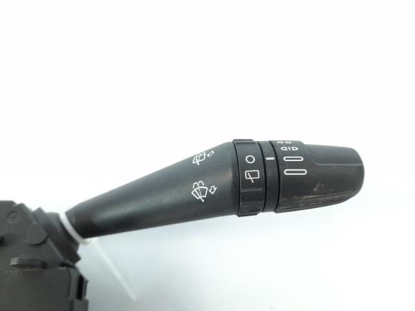 Conjunto / manetes de luzes e limpa vidros ALFA ROMEO Mito (955_) Imagem-2