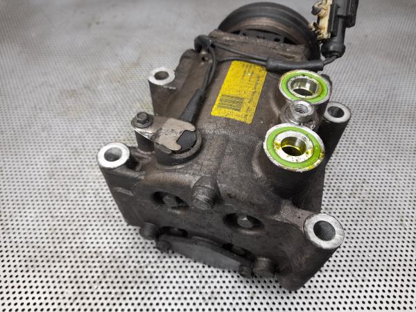 Compressor AC FORD Fiesta V (JH_, JD_) Imagem-2 Compressor AC FORD Fiesta V (JH_, JD_) Imagem-2