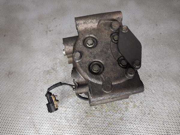 Compressor AC FORD Fiesta V (JH_, JD_) Imagem-5 Compressor AC FORD Fiesta V (JH_, JD_) Imagem-5