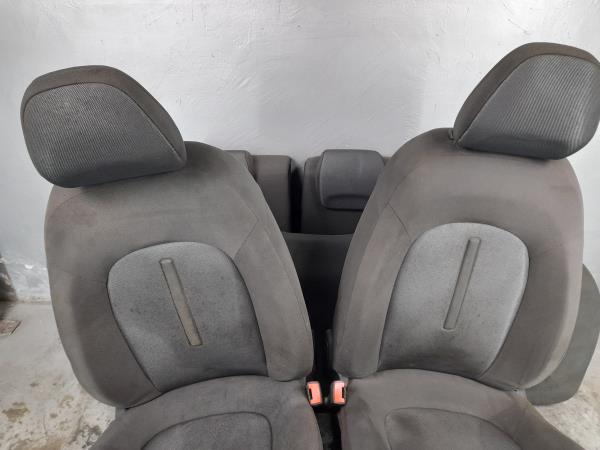 Conjunto de bancos FIAT Bravo II (198_) Imagem-2 Conjunto de bancos FIAT Bravo II (198_) Imagem-2