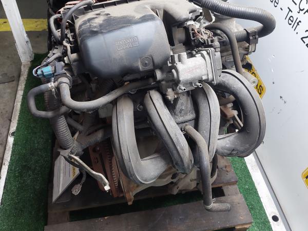 Motor completo TOYOTA Yaris (_P9_) Imagem-1
