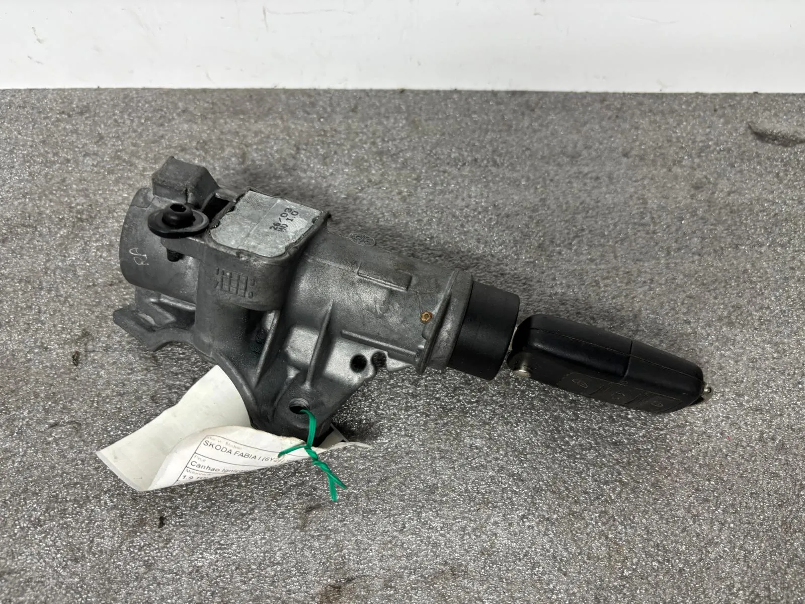 Bombín de encendido SKODA Fabia I Hatchback (6Y2) Imagem-1