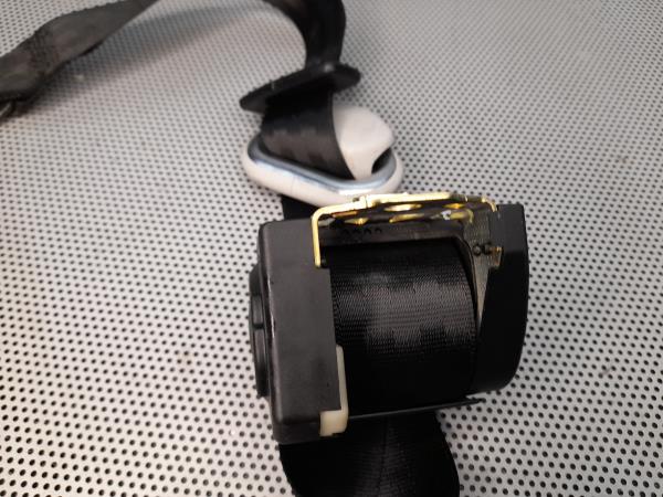 Left rear seatbelt VOLKSWAGEN Bora (1J2) Imagem-4