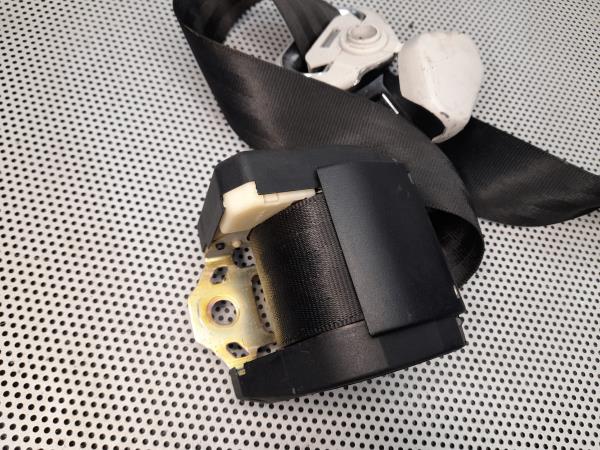 Right rear seatbelt VOLKSWAGEN Bora (1J2) Imagem-3