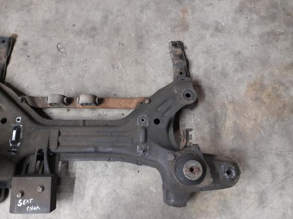 Subchasis delantero VOLKSWAGEN Caddy II (9K) Imagem-2