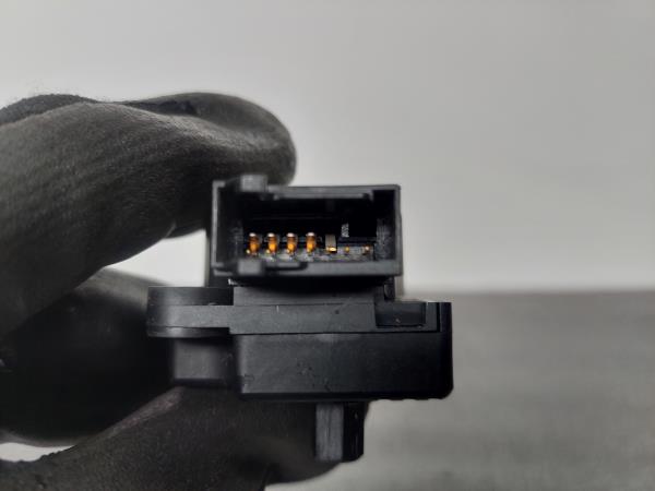 Motor del compuerta de la calefacción MERCEDES-BENZ CLK (C209) Imagem-2