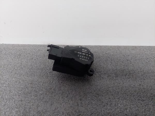 Motor del compuerta de la calefacción MERCEDES-BENZ CLK (C209)