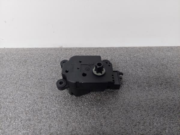 Motor del compuerta de la calefacción MERCEDES-BENZ CLK (C209) Imagem-1