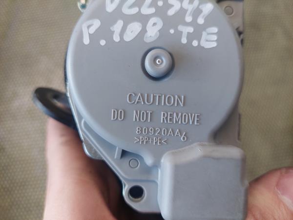 Left rear seatbelt PEUGEOT 108 Imagem-1