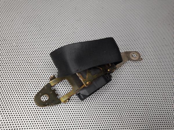Left rear seatbelt BMW 3 Touring (E36) Imagem-1