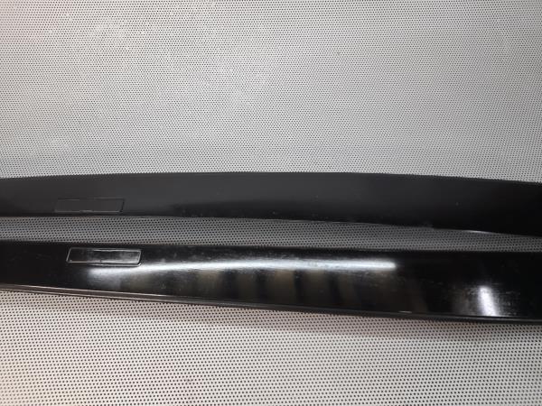 Friso / Frisos MERCEDES-BENZ Classe R (W251, V251) Imagem-2 Friso / Frisos MERCEDES-BENZ Classe R (W251, V251) Imagem-2