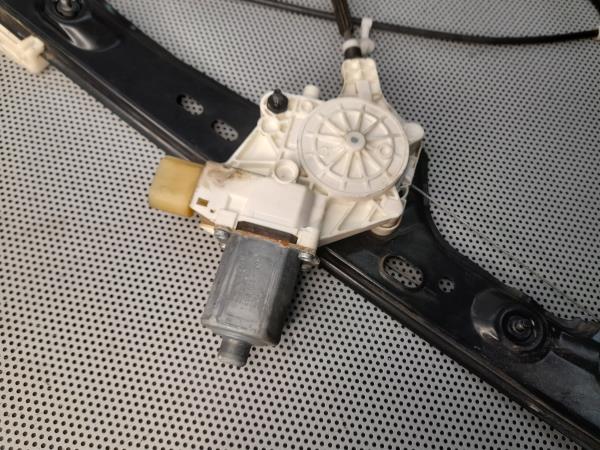 Elevador vidros frente direito BMW 3 (E90) Imagem-4