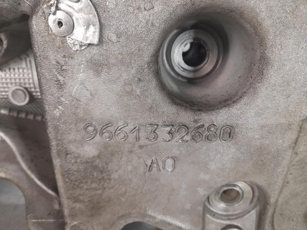 Subchasis delantero PEUGEOT 407 SW (6E_) Imagem-5