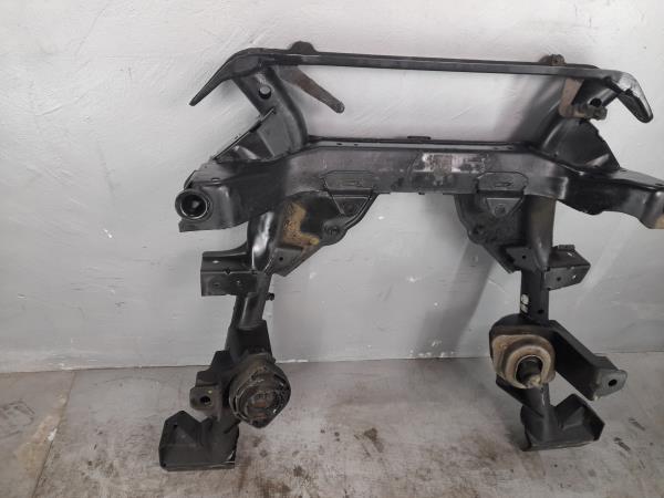 Subchasis delantero BMW X3 (E83) Imagem-1