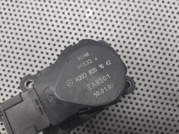 Motor del compuerta de la calefacción MERCEDES-BENZ Classe M (W163) Imagem-4