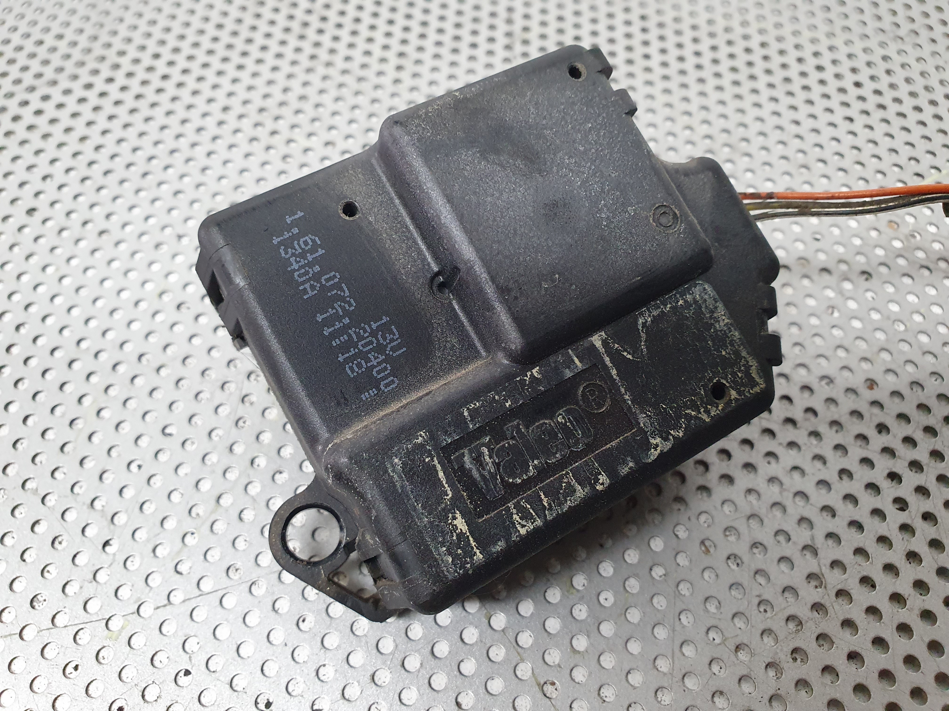 Motor del compuerta de la calefacción RENAULT Megane I (BA0/1_) Imagem-3