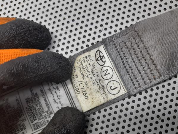 Right rear seatbelt TOYOTA Prius Hatchback (_W2_) Imagem-4