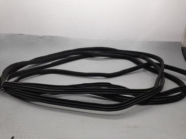 Goma genérica MERCEDES-BENZ Classe C (W204) Imagem-3