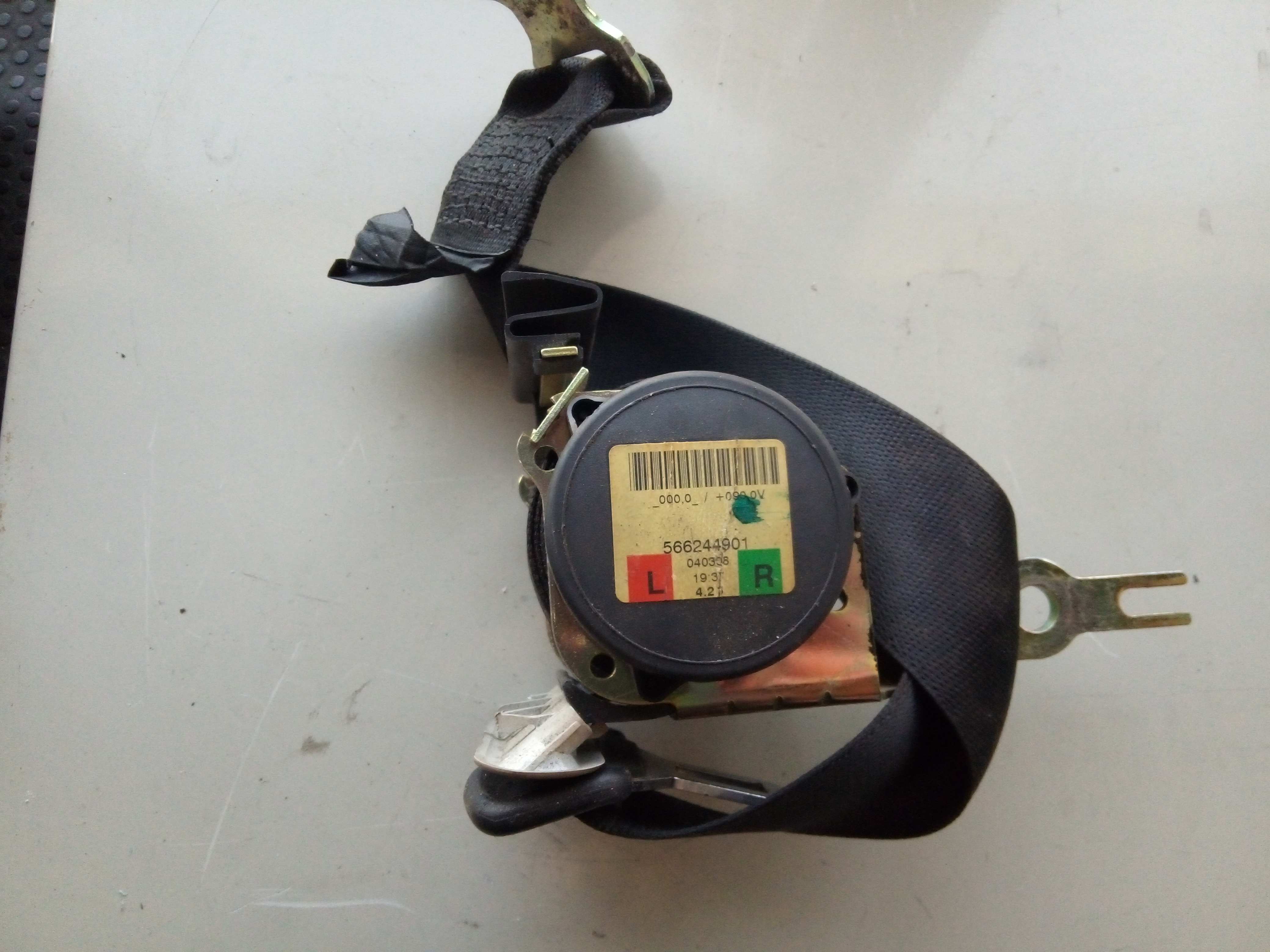 Left rear seatbelt BMW 3 (E46) Imagem-2