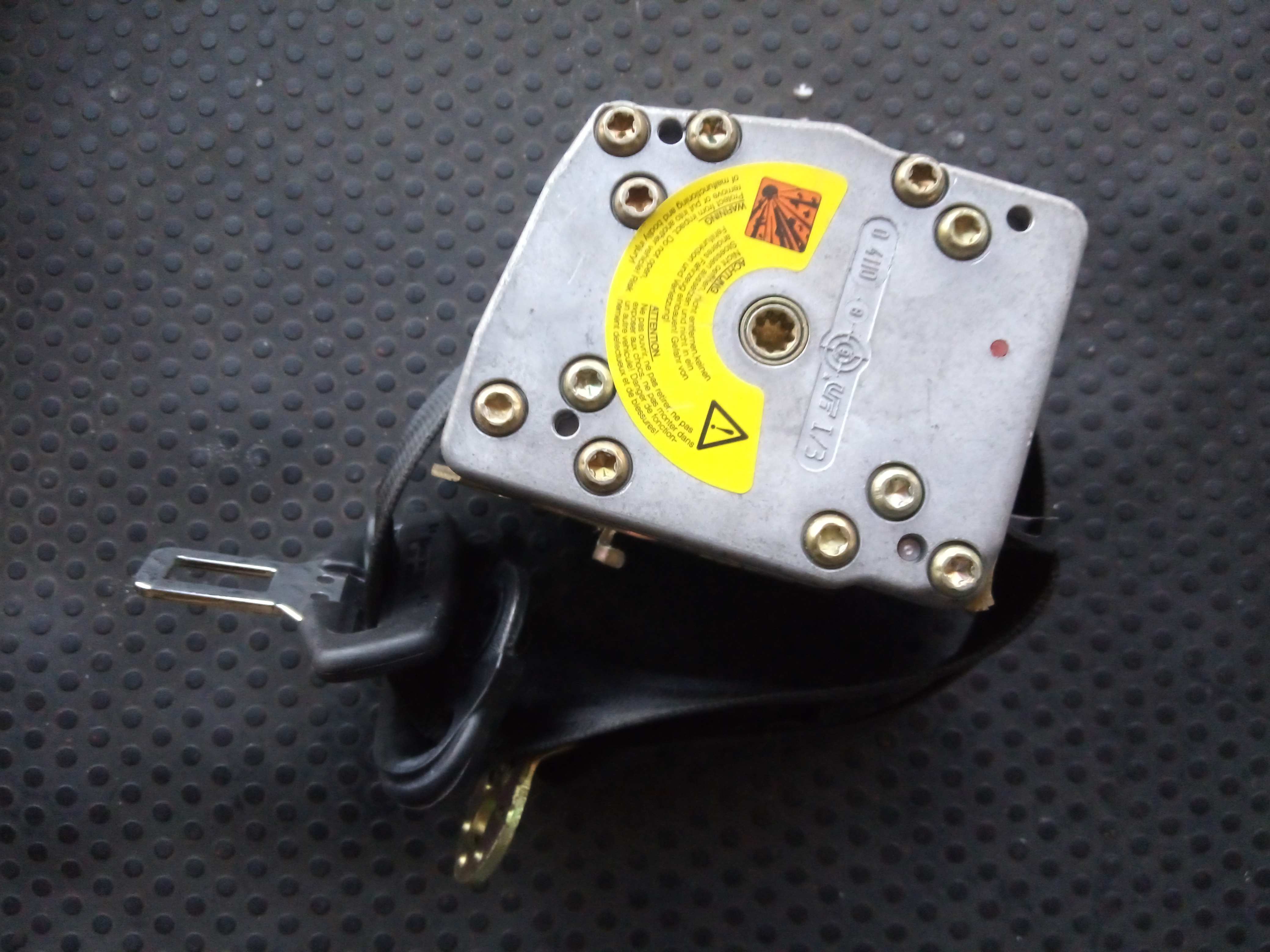 Right rear seatbelt AUDI A3 (8L1) Imagem-1