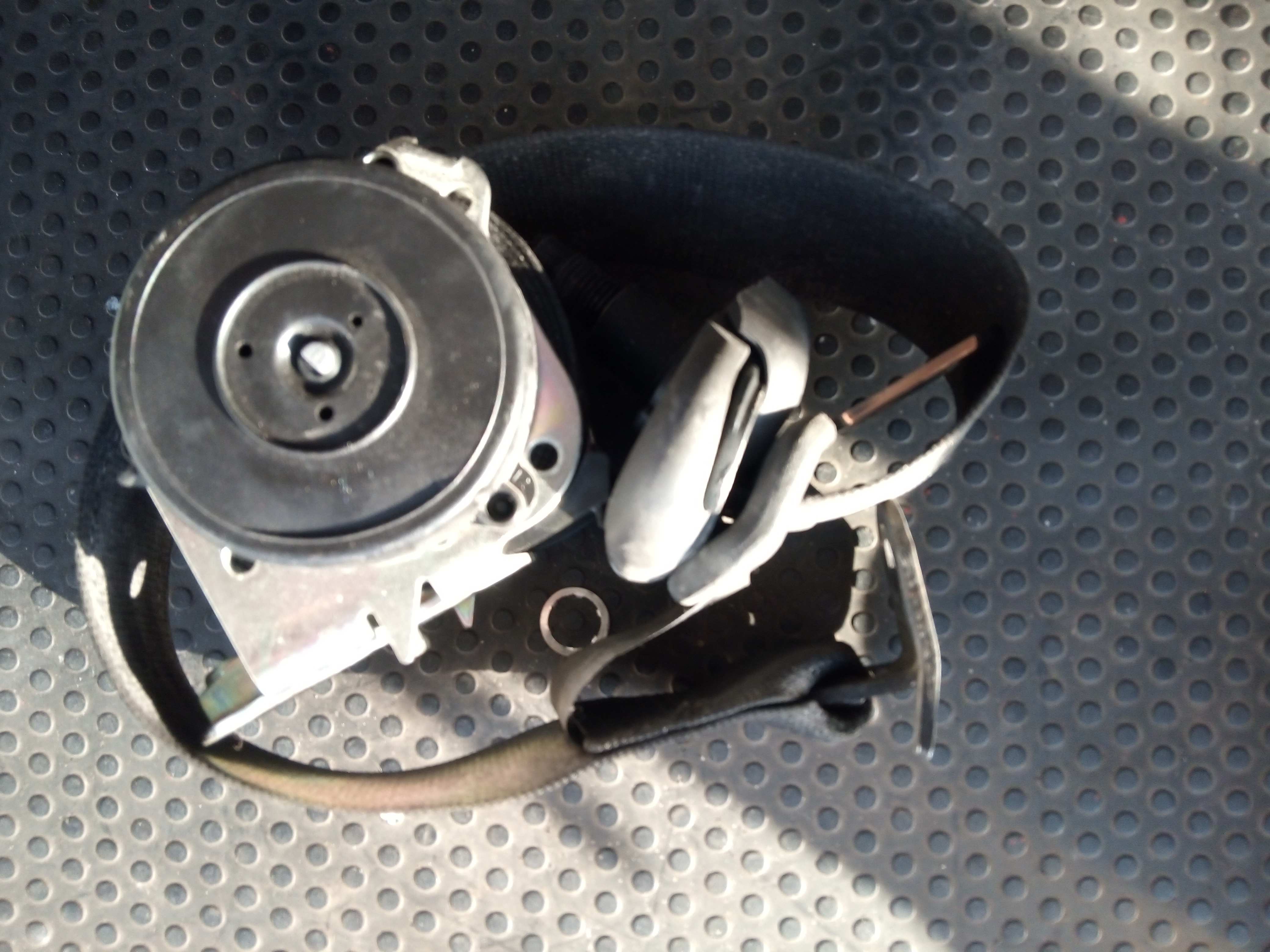 Left rear seatbelt OPEL Astra H Hatchback (L48) Imagem-1