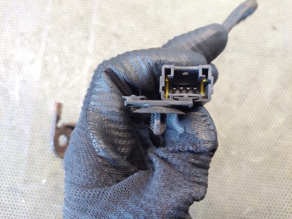 Hebilla de cinturón trasero izquierdo PEUGEOT 207 (WA_, WC_) Imagem-1