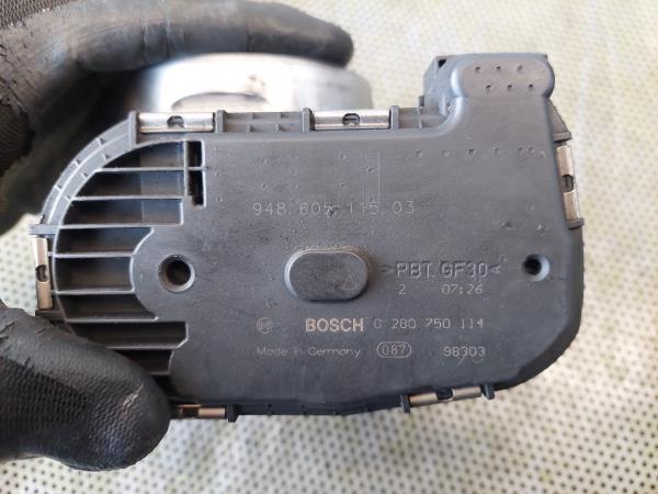 Boîtiers papillon PORSCHE Cayenne (9PA) Imagem-2