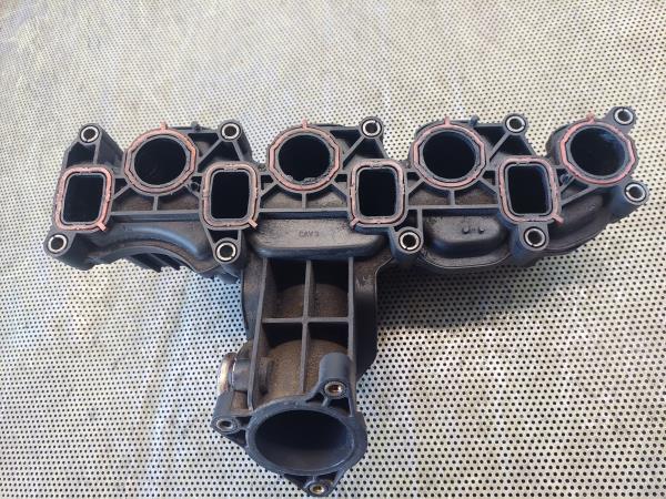 Coletor de admissão VOLKSWAGEN Caddy III (2K, 2C) Imagem-3