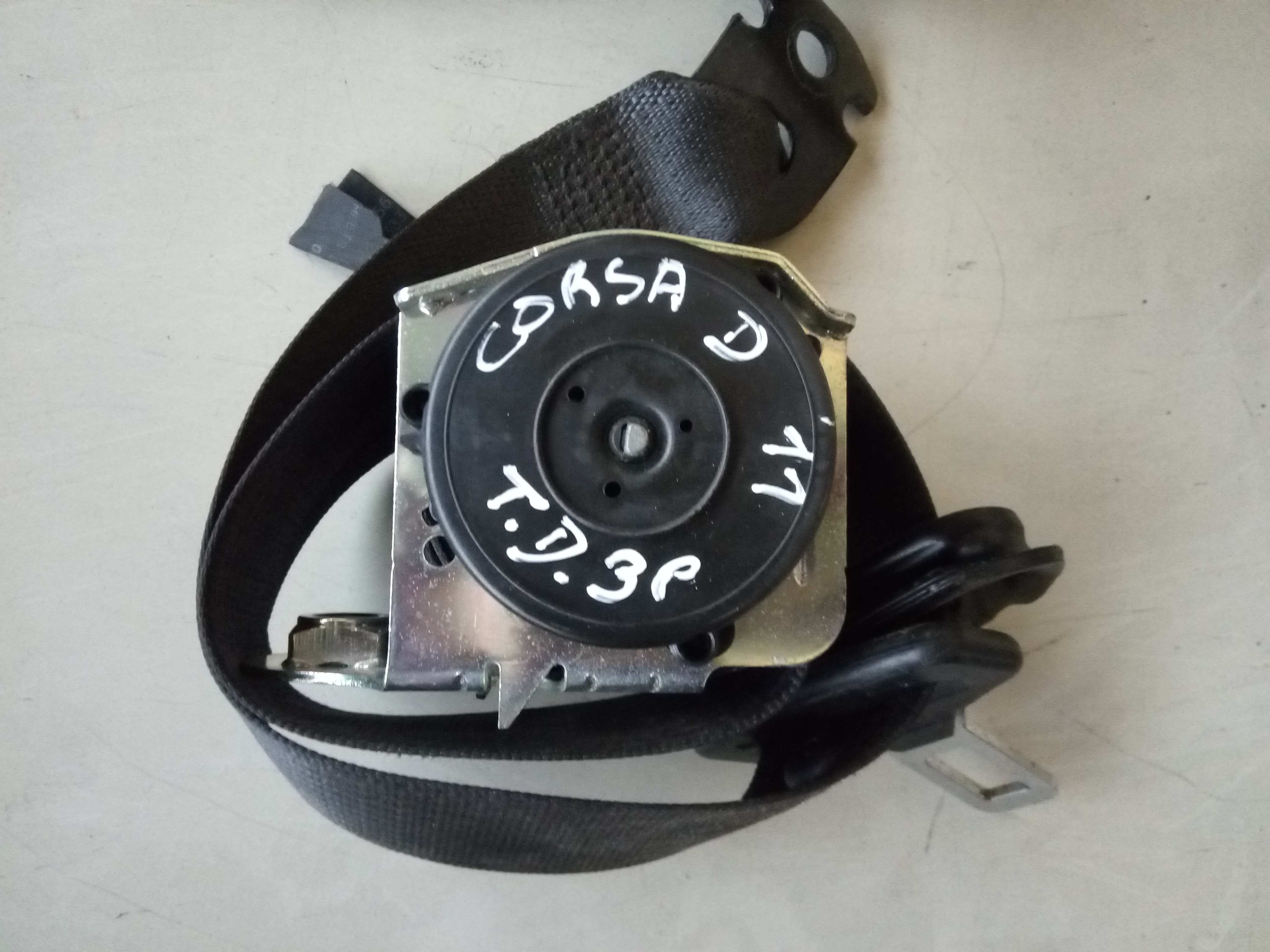 Right rear seatbelt OPEL Corsa D