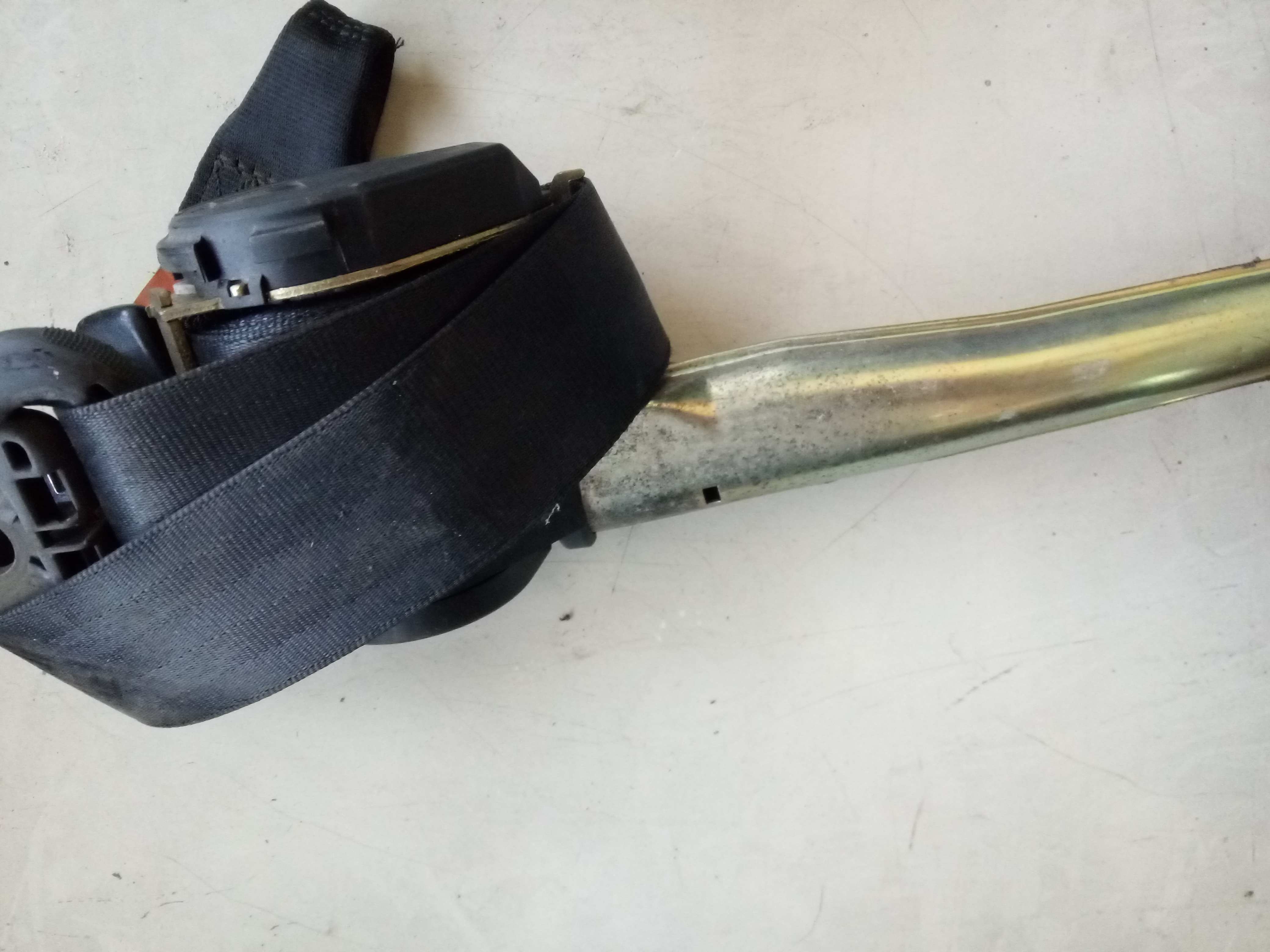 Cinturón delantero izquierdo VOLKSWAGEN Polo (6N) Imagem-1