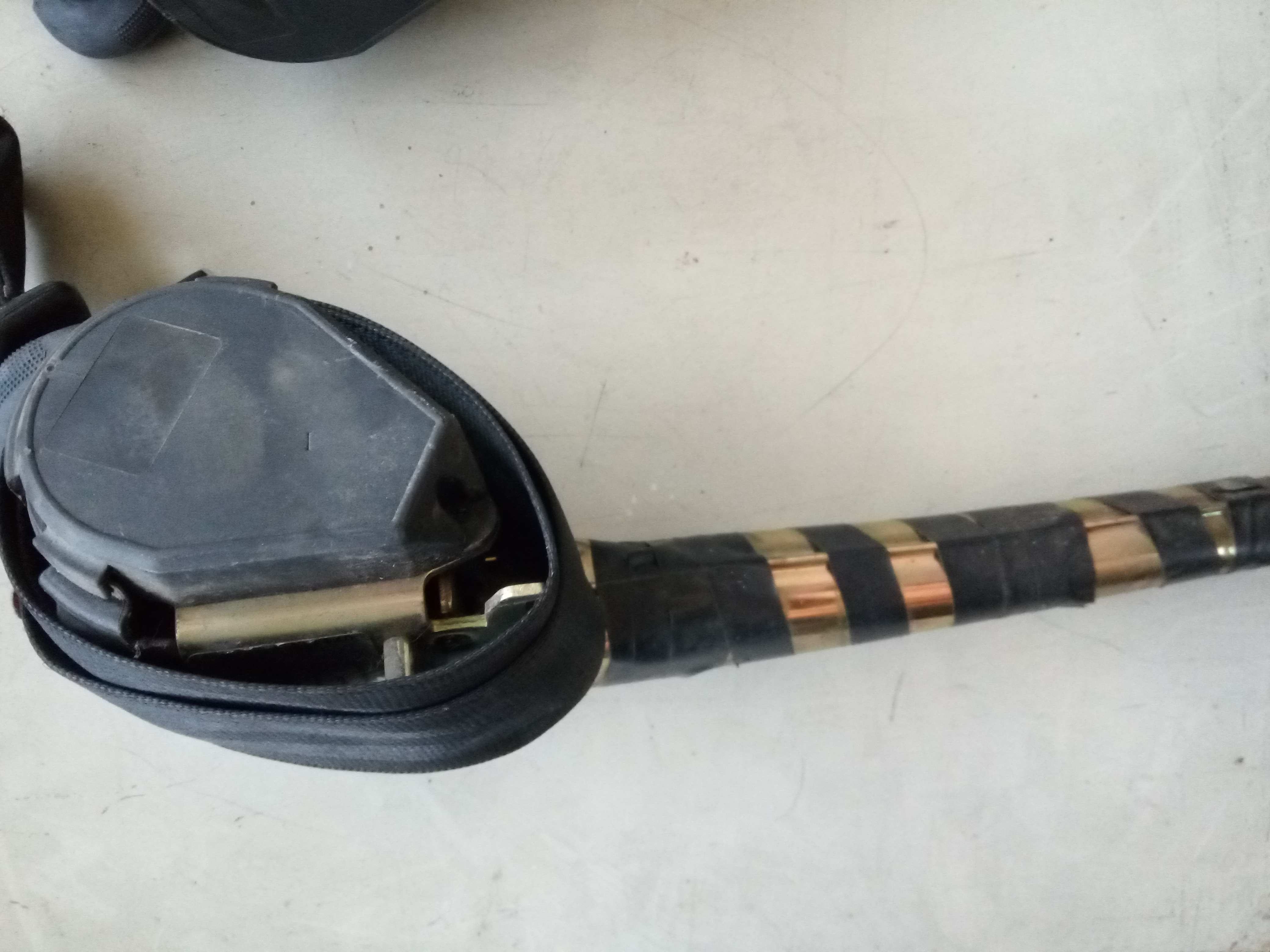 Right rear seatbelt VOLKSWAGEN Polo (6N) Imagem-1